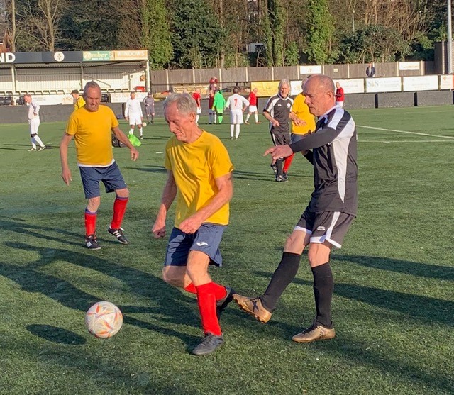 Walking footballer Geoff Martel flight funding